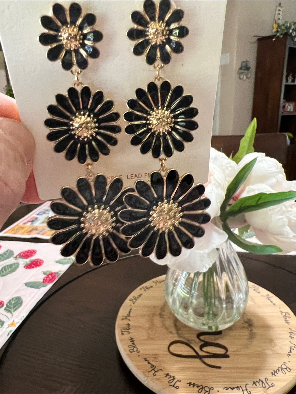 New Black and Gold Daisy Drop Earrings